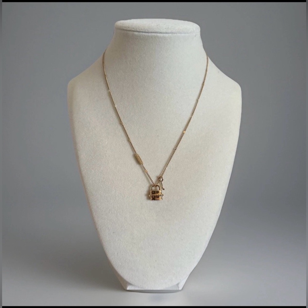 ⭐️ Chloé Gold Tone Padlock and Key Pendant Necklace